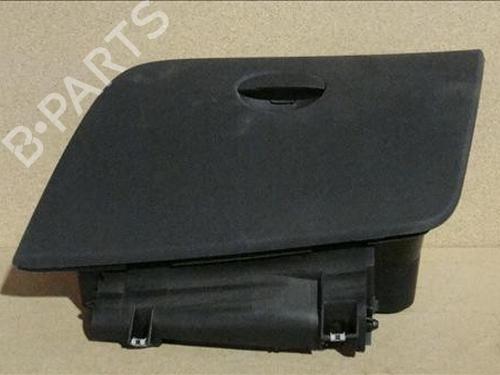 Used Glove box SEAT LEON (1P1) 1.4 TSI (125 hp) 12148283