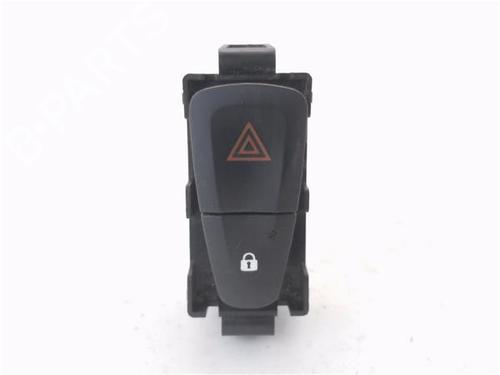 Used Warning switch DACIA DOKKER Box Body/MPV 1.5 dCi 75 / Blue dCi 75 (FEJW, FEAH) (75 hp) 30182977