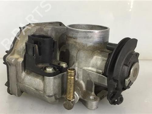 Used Throttle body VW POLO III (6N1) 60 1.4 (60 hp) 9635395