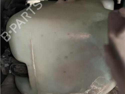 Used Windscreen washer tank Windscreen washer tank 32419555 32419555