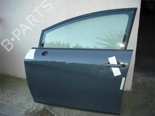 Used Left front door SEAT LEON (1P1) 1.4 TSI (125 hp) 12148407