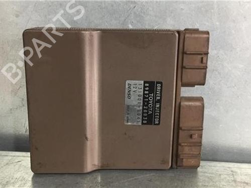Elektronisk modul TOYOTA COROLLA Verso (_E12_) [2001-2007]  10982896