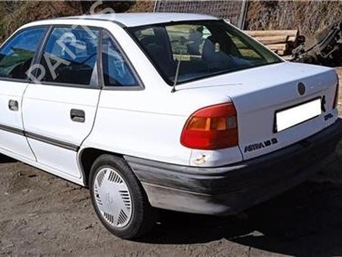 Throttle body OPEL ASTRA F Saloon (T92)  | BP19131837M82 