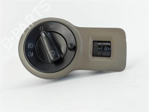 Used Switch SKODA OCTAVIA I (1U2) 1.9 TDI (90 hp) 10356595