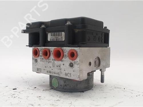 Used ABS pump RENAULT CLIO III (BR0/1, CR0/1) 1.2 16V (BR02, BR0J, BR11, CR02, CR0J, CR11) (75 hp) 17030456