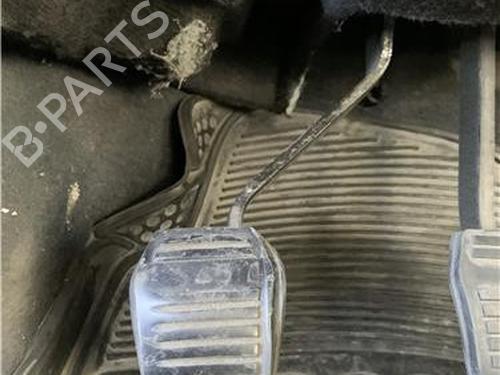 Clutch pedal FORD TRANSIT CONNECT (P65_, P70_, P80_) 1.8 TDCi | BP32450687I13