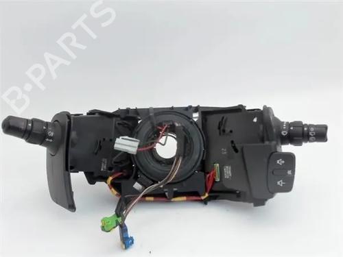 Commutateur RENAULT MODUS / GRAND MODUS (F/JP0_) 1.4 (JP01, JP0J) (98 hp) 10957233