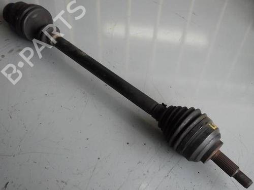 Used Right front driveshaft RENAULT LAGUNA I (B56_, 556_) [1993-2002]  13048932