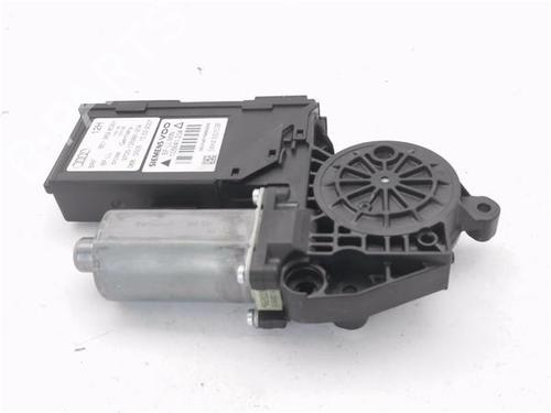 Right front window motor AUDI A4 B7 (8EC) | BP33220447E20 - Image 2