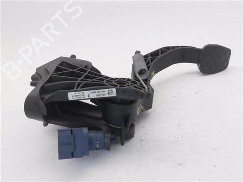 Used Clutch pedal Clutch pedal 9764567 9764567
