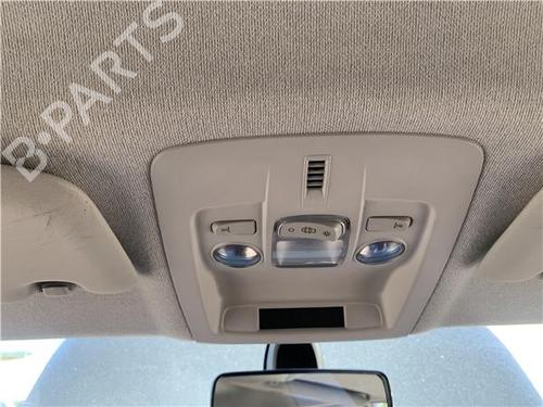 interior-roof-light-citroen-c4-cactus-2014-29254926 main image