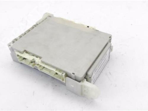 Used Fuse box Fuse box 38177339 38177339