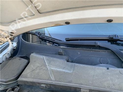 Front windshield wiper arm BMW 3 (E90) 330 d | BP32418678C143