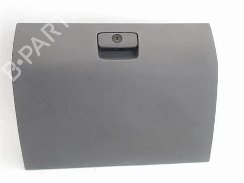 Used Glove box KIA CARNIVAL II (GQ) [1999-2007]  17751908