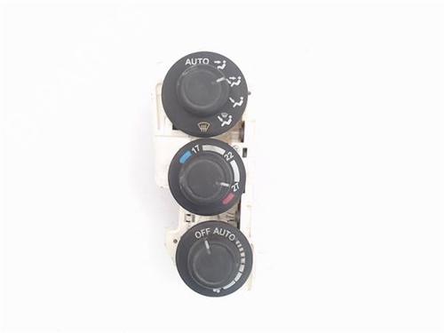 Commande Chauffage HONDA CIVIC VII Hatchback (EU, EP, EV) 1.7 CTDi (EP4, EU9) (100 hp) 13819224