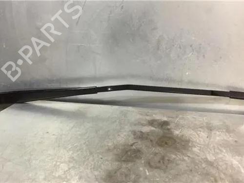 Used Front windshield wiper arm AUDI A3 (8L1) 1.6 (101 hp) 14338685