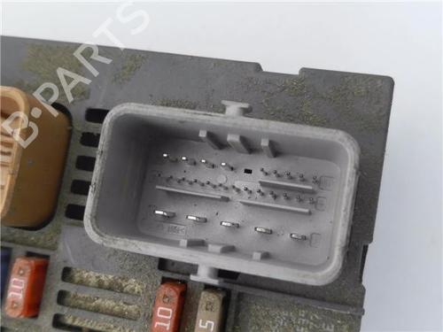 Fuse box CITROËN C4 Picasso I MPV (UD_)  | BP31094664E1 