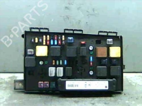 Caja reles / fusibles OPEL ASTRA H (A04) 1.7 CDTI (L48) (100 hp) 9660778