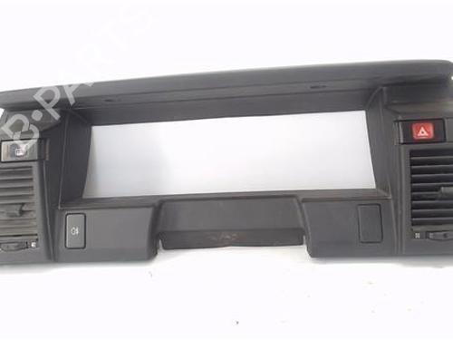 Used Middle console NISSAN SUNNY II (N13, B12) 1.6 i 12V (90 hp) 14339548