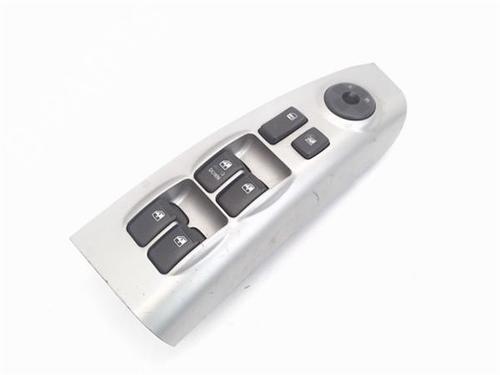Used Left front window switch KIA SPORTAGE II (JE_, KM_) 2.0 CRDi 4WD (140 hp) 13630755