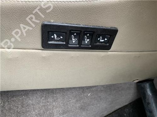 Used Switch JAGUAR XJ (XJ40, XJ81) [1986-1995]  32419073