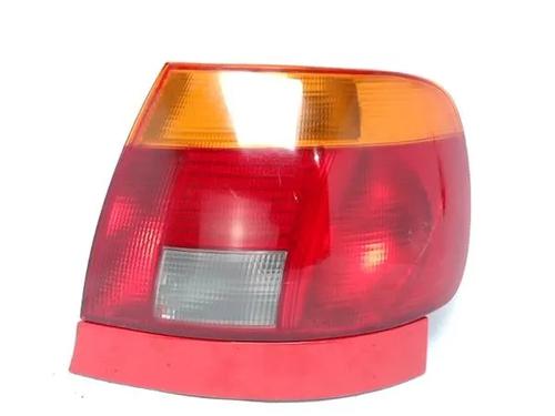 Used Right taillight AUDI A4 B5 (8D2) [1994-2001]  13053302
