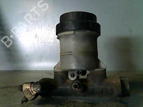Used Brake master cylinder MITSUBISHI PAJERO I (L04_G, L14_G) 2.5 TD (L044G, L049G) (87 hp) 12120939