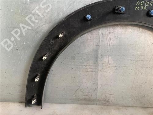 Front right wheel arch trim CITROËN C4 CACTUS 1.5 BlueHDi 100 | BP29254989C135 