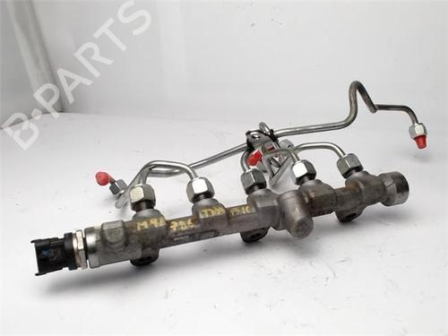 Injection rail RENAULT TRAFIC II Bus (JL)  | BP12141006M98