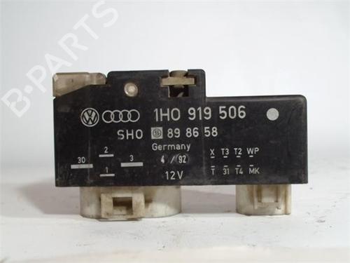 Used Fuse box VW GOLF III (1H1) 1.9 D (64 hp) 11035002