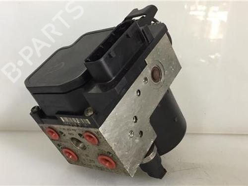 Used ABS pump MERCEDES-BENZ A-CLASS (W168) A 160 (168.033, 168.133) (102 hp) 9667289