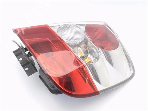 Right taillight HONDA CIVIC VII Hatchback (EU, EP, EV) 1.6 i (EP2, EU8, EU6) | BP26563854C35 