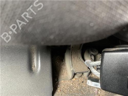 Seat buckle SEAT LEON (1P1) 1.9 TDI | BP32417855I32 