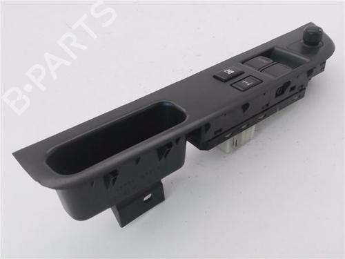 Used Left front window switch SUZUKI SWIFT III (MZ, EZ) 1.3 DDiS (RS413D) (69 hp) 30981182