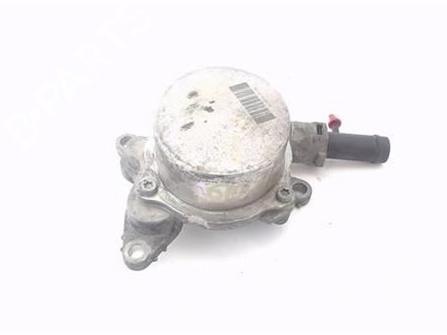Used Vacuum pump Vacuum pump RENAULT MASTER III Bus (JV) 2.3 dCi 125 FWD (JV0C, JV0D, JV0H, JV0G, JV0J) (125 hp) 33730499 33730499