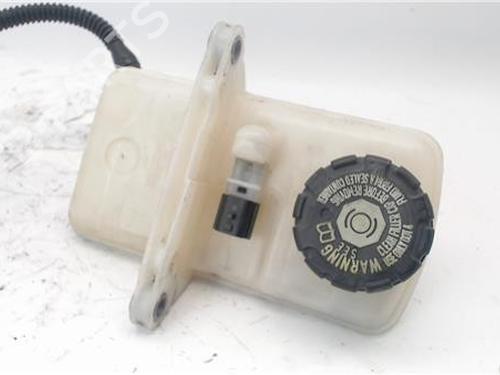 Brake master cylinder RENAULT SCÉNIC III (JZ0/1_) 1.2 TCe | BP16639164M77