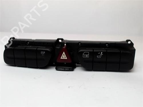 Used Warning switch MERCEDES-BENZ C-CLASS (W203) [2000-2007]  14343820