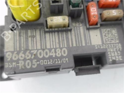 Fuse box CITROËN C4 I (LC_)  | BP32162175E1 