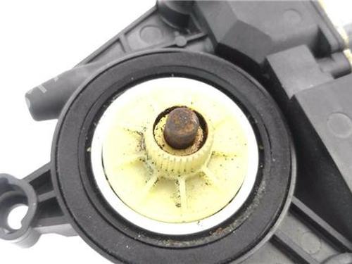 Left front window motor VW GOLF V (1K1) 1.9 TDI | BP38253500E21 - Image 8