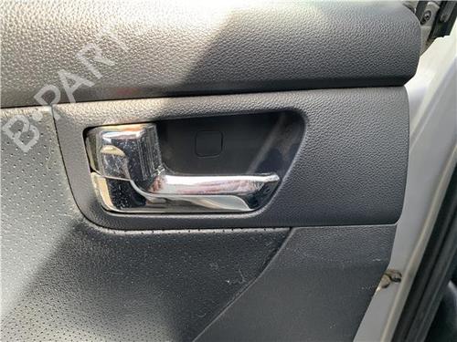 Venstre bagtil invendig håndtag Venstre bagtil invendig håndtag KIA SPORTAGE II (JE_, KM_) 2.0 CRDi 4WD (140 hp) 33730162 33730162