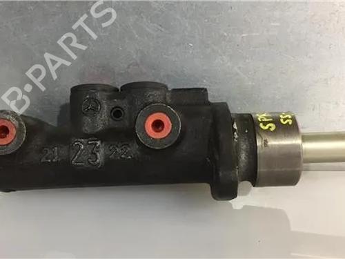 Used Brake master cylinder MERCEDES-BENZ SPRINTER 2-t Bus (B901, B902) 208 CDI (901.671, 902.671, 902.672) (82 hp) 9696187