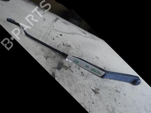 Used Front windshield wiper arm NISSAN MICRA II (K11) [1992-2007]  14333805