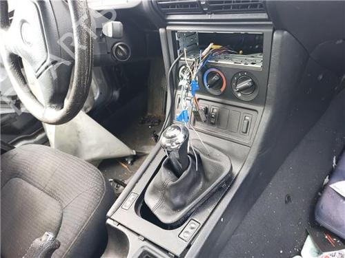 Console centrale Console centrale BMW Z3 Roadster (E36) 1.8 i (116 hp) 32417205 32417205