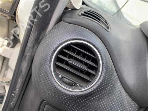 air-vent-fiat-grande-punto-199_-2005-25719172 main image