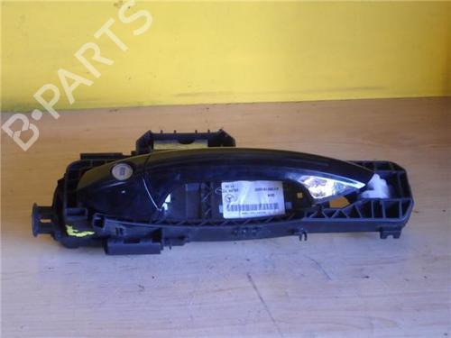 Used Front left exterior door handle MERCEDES-BENZ A-CLASS (W176) A 200 CDI / d (176.008) (136 hp) 14338169