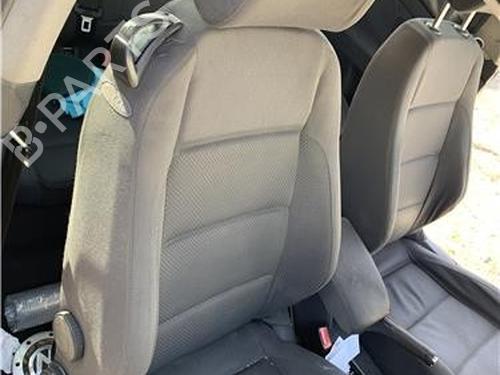 Used Seats set Seats set VW GOLF V (1K1) 1.9 TDI (105 hp) 24315487 24315487