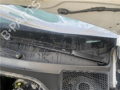 front-windshield-wiper-arm-seat-ibiza-v-kj1-kjg-2017-33729573 main image