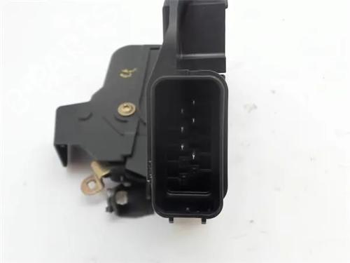 Serratura anteriore destra FORD FOCUS II (DA_, HCP, DP) 1.6 | BP11363526C97