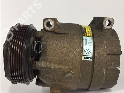 Used AC compressor RENAULT TRAFIC II Bus (JL) [2001-2025]  9636731