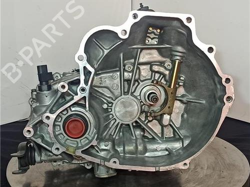 Getriebe für NISSAN PRIMERA (P11) 2.0 TD (90 hp) 9976305